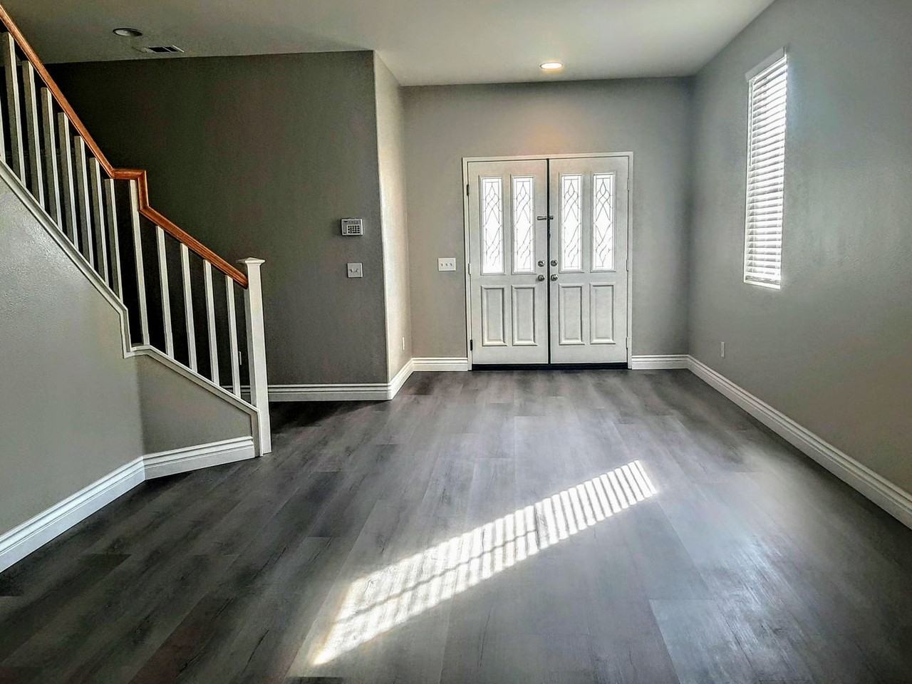 15915 Windswept Rd - Photo 5 of 30