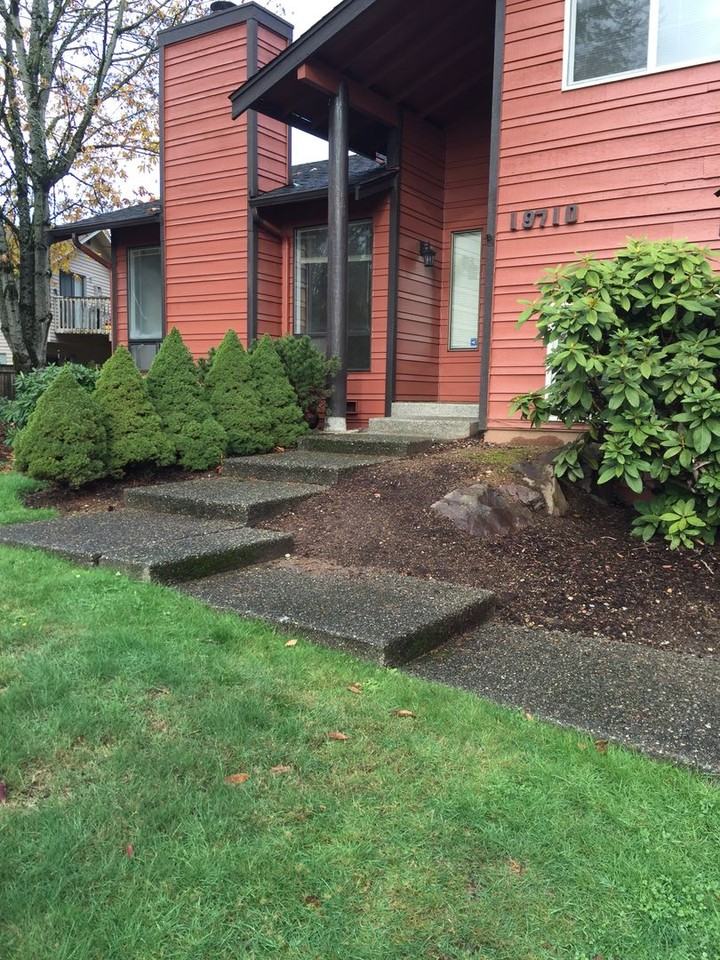 19710 138th Ave Se - Photo 2 of 11