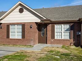 featured image of 1015 E Grayson Ave