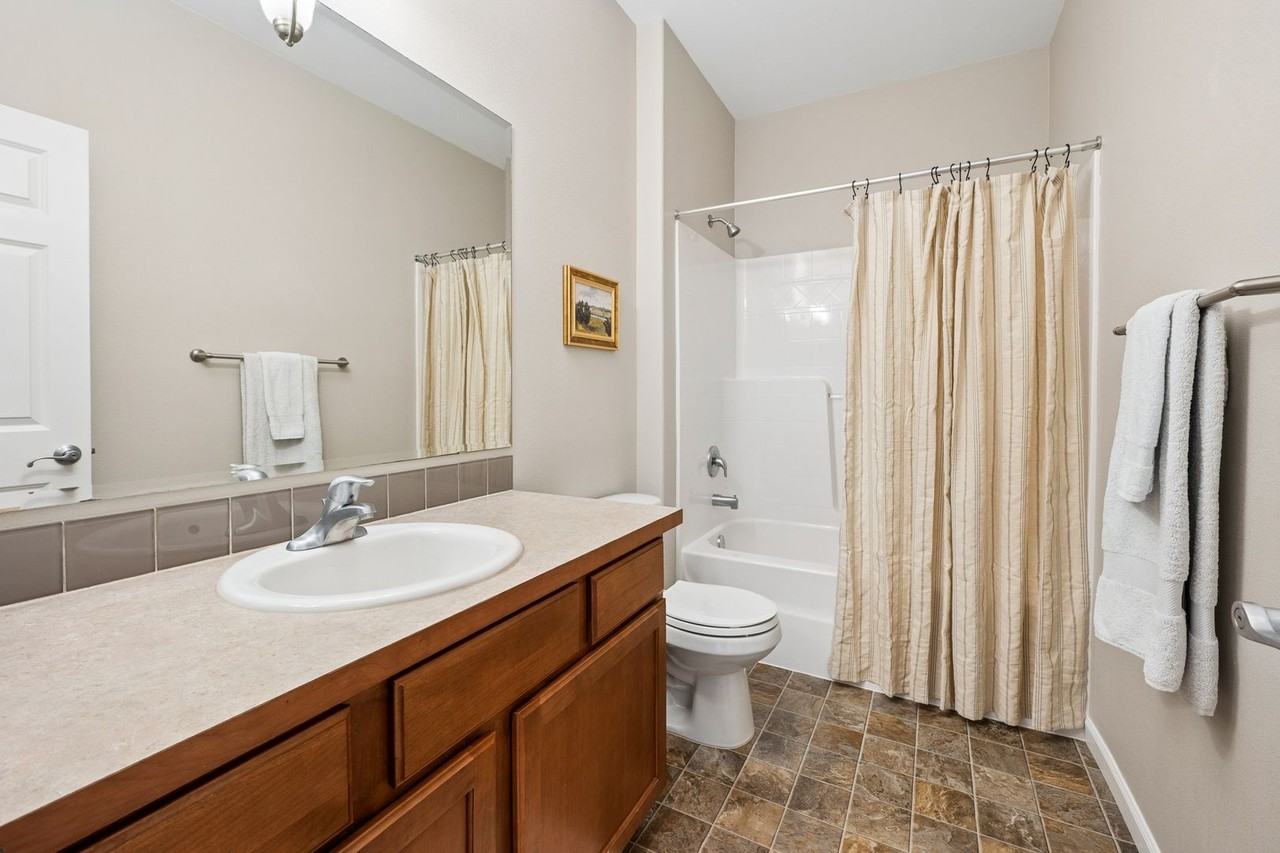 8842 28th Way Se - Photo 4 of 28