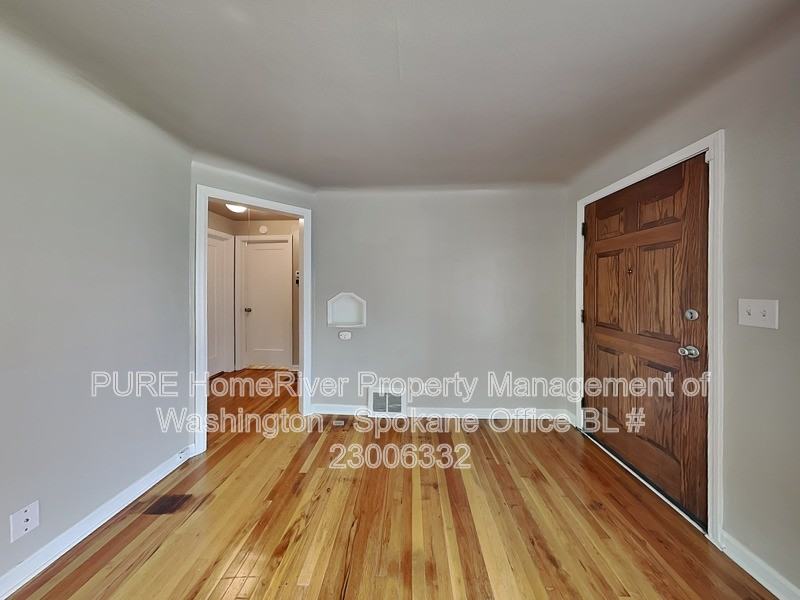 5307 N Cannon St - Photo 3 of 21