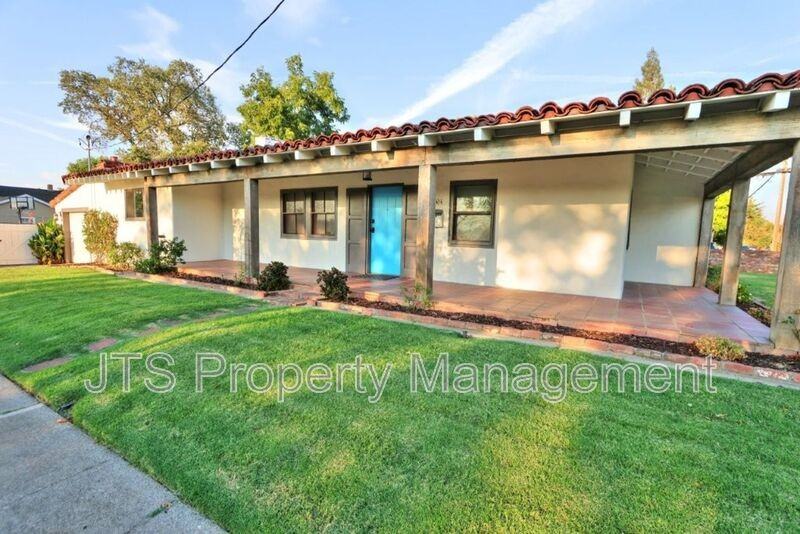 501 J St - Photo 6 of 50