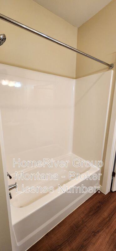 1500 S 14th St W #402 - Photo 5 of 23