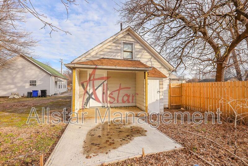 3235 Erin Ave #REAR - Photo 4 of 23