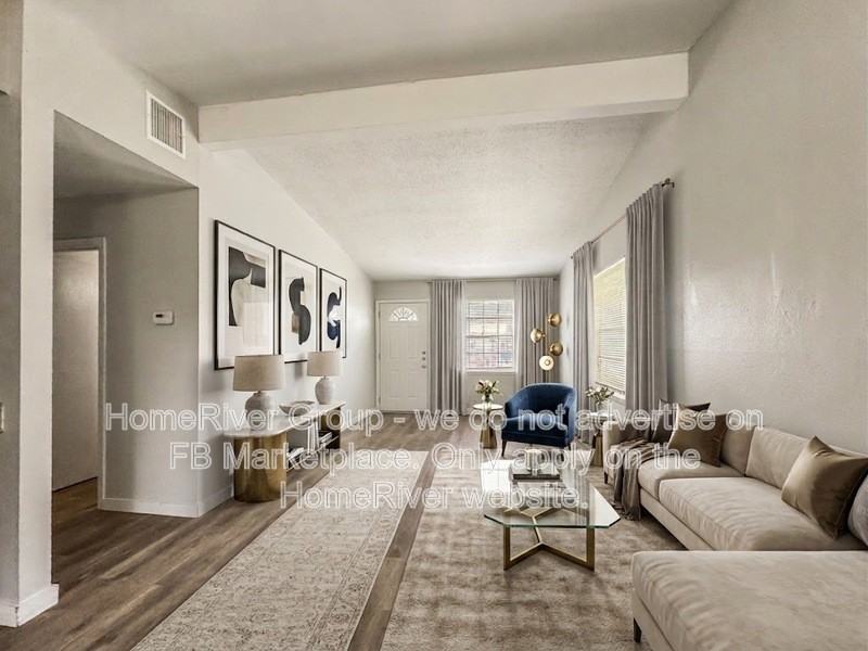 4814 Castle Arms - Photo 3 of 27
