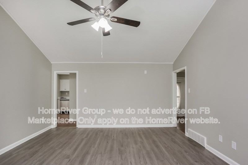 5060 Hickory Bark Dr - Photo 3 of 19