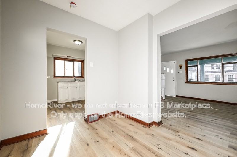412 Woodward Ave - Photo 7 of 17