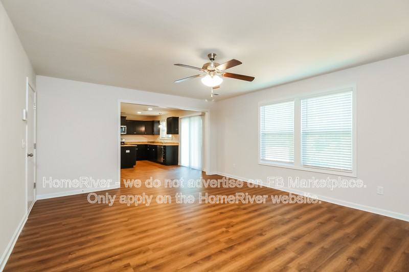 347 Niblick Dr - Photo 3 of 21