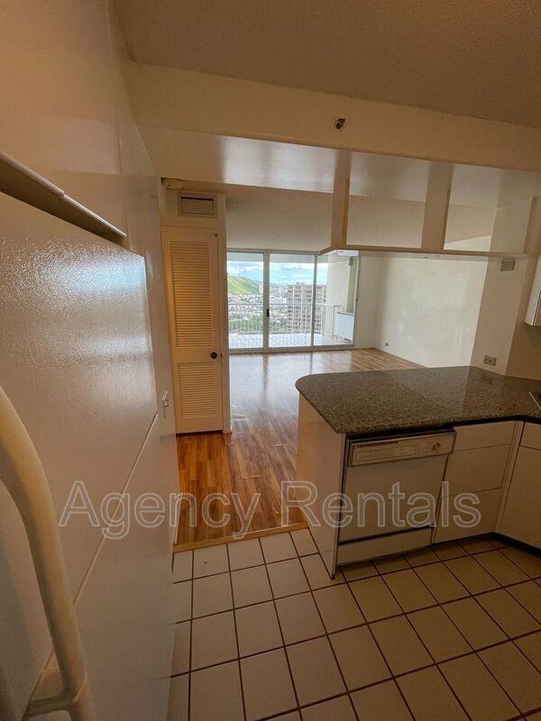 1212 Nuuanu Ave - Photo 5 of 24