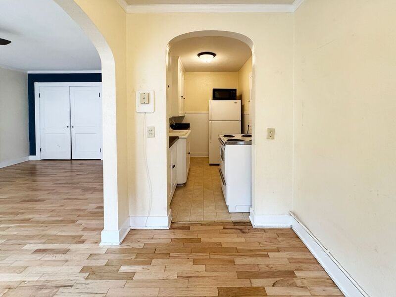 361 W Broadway #3 - Photo 6 of 17