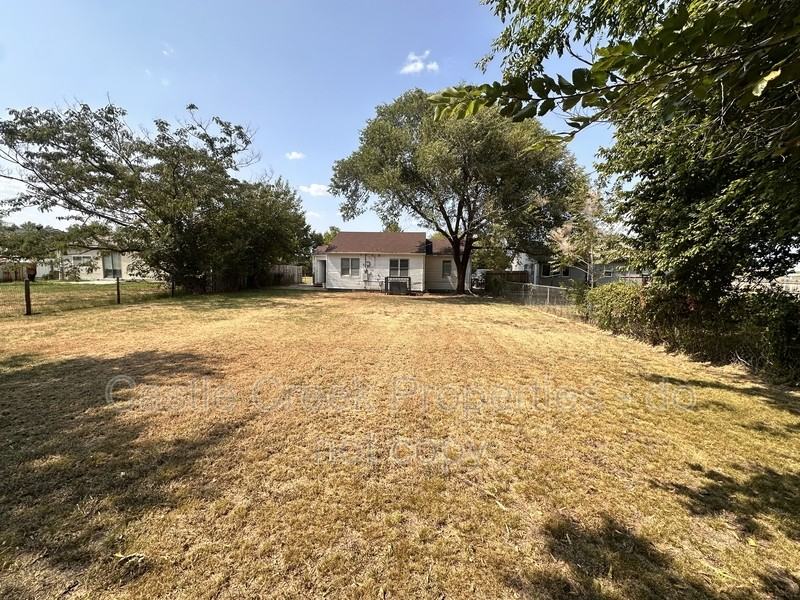 4018 Se 10th St - Photo 2 of 10