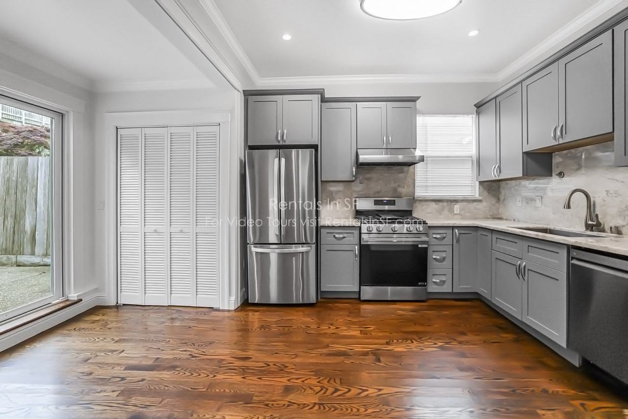423 Lawton St - Photo 5 of 22