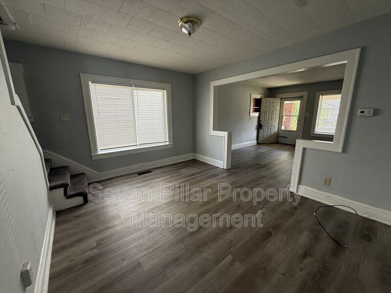 1044 E 16th Ave - Photo 7 of 21