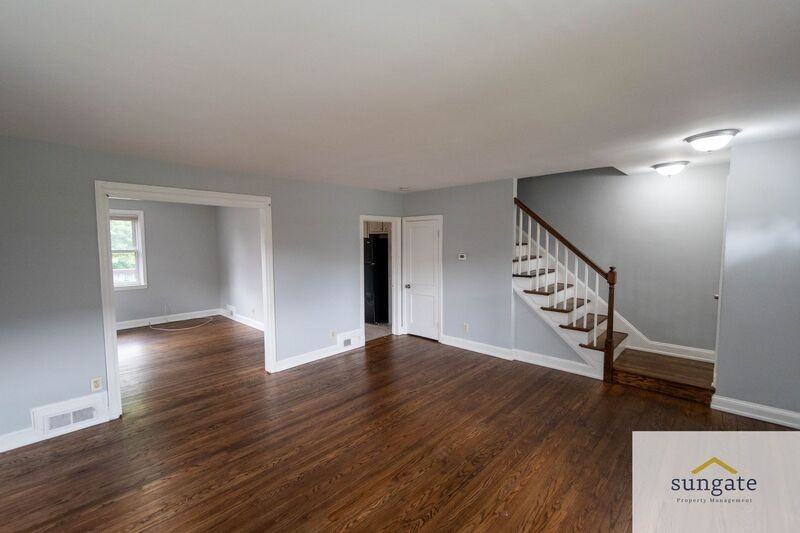 831 N Chapel Gate Ln - Photo 5 of 50