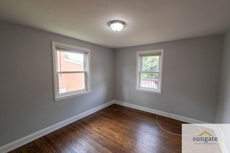831 N Chapel Gate Ln - Photo 7 of 50