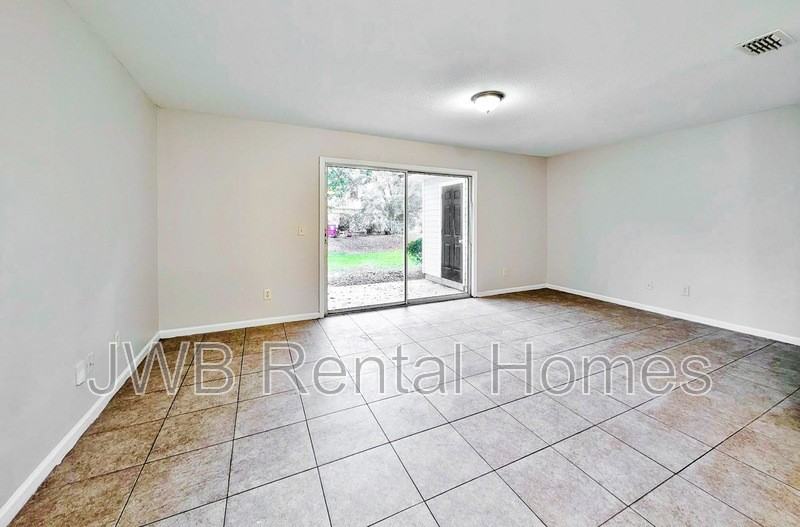 79 W 5th St - Photo 5 of 16