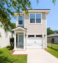 8813 Cocoa Ave - Photo 1 of 1