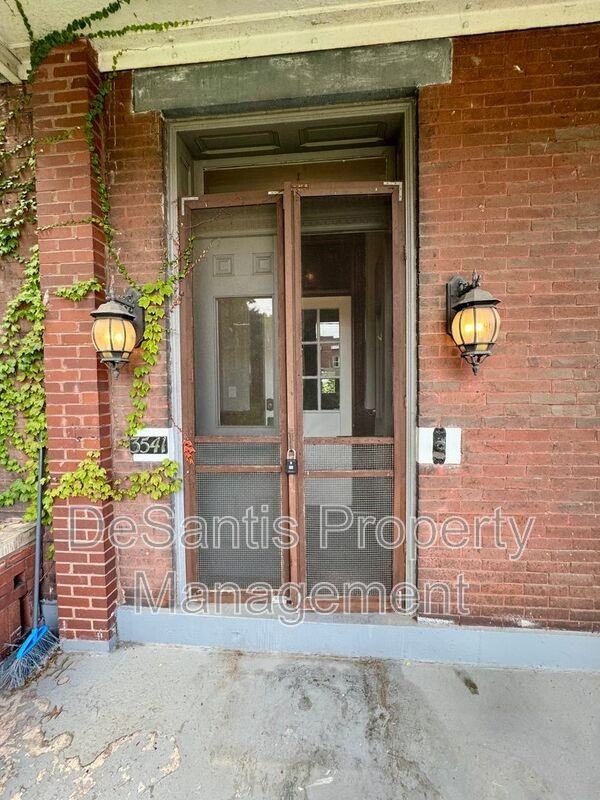 3541 California Ave #1 - Photo 6 of 50