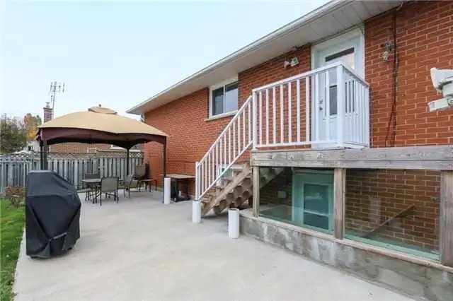 1402 Lakefield St #2 - Photo 2 of 12