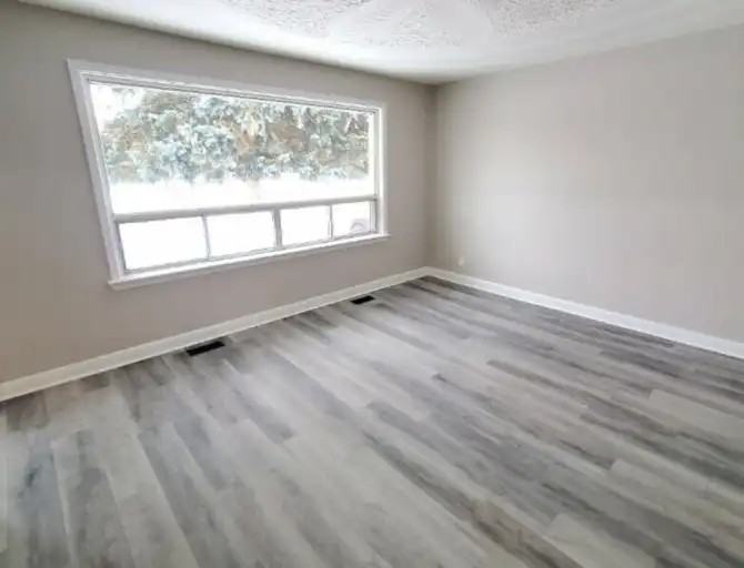 1456 Lakefield St #1 - Photo 2 of 10