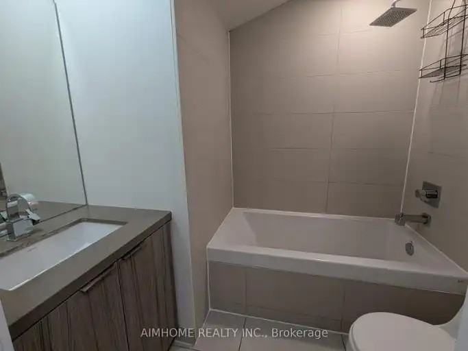 140 Broadview Ave #40 - Photo 5 of 9