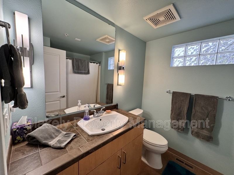 502 S 15th St #104 - Photo 4 of 22