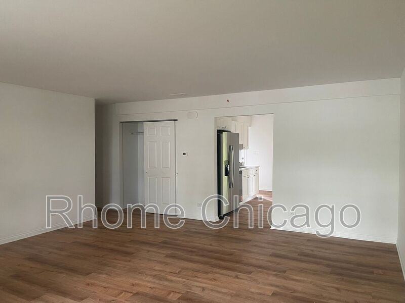 7984 Ramsgate Cir N - Photo 2 of 30