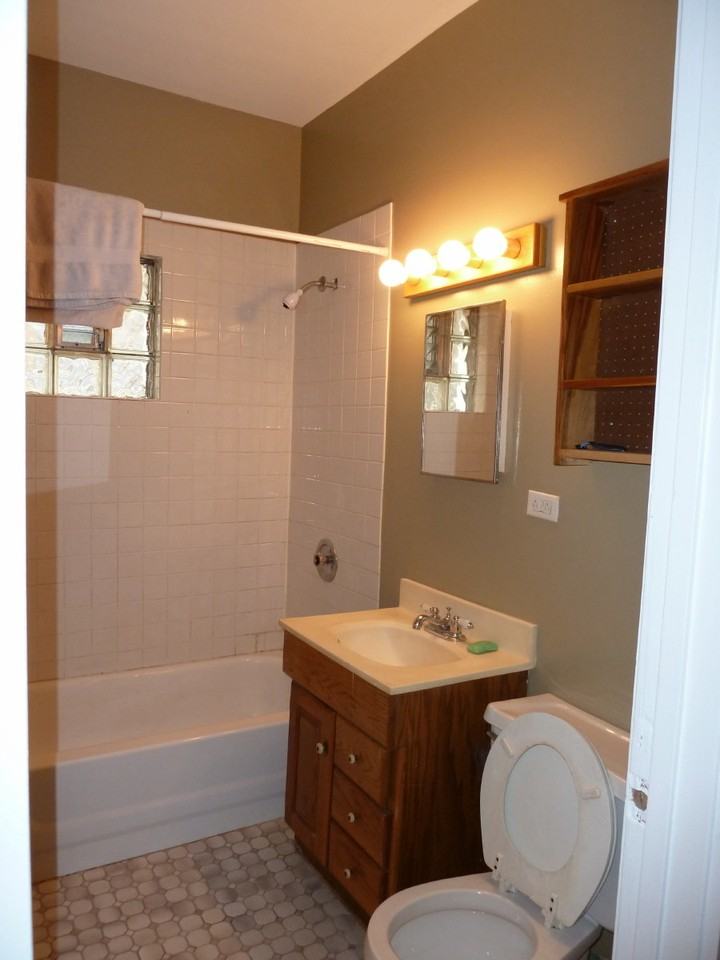 1022 W. Fry - Photo 2 of 14