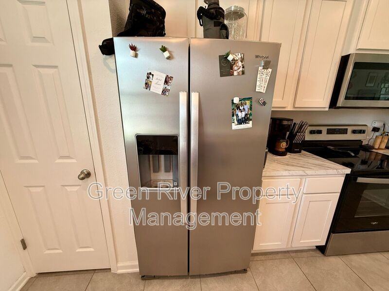 4922 Earthshine Rd - Photo 6 of 37