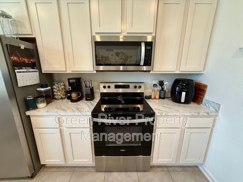 4922 Earthshine Rd - Photo 7 of 37