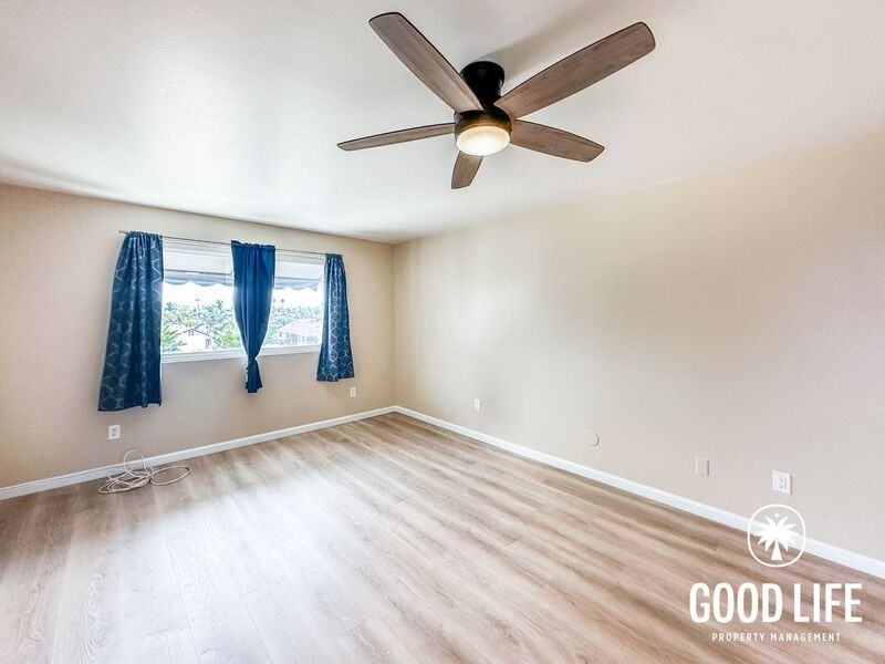 924 Georgia St - Photo 3 of 17