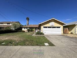 featured image of 25 El Camino Dr