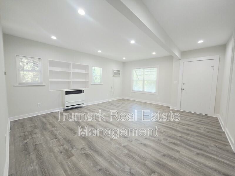 433 W Garfield Ave