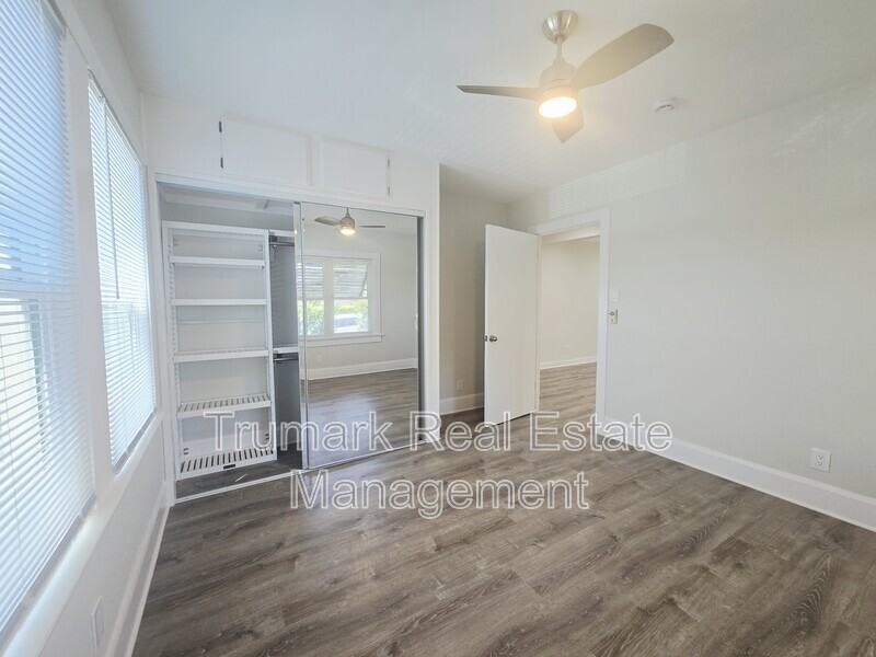 433 W Garfield Ave - Photo 3 of 27
