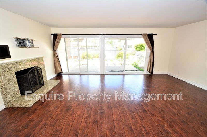 1629 Pierside Ln - Photo 3 of 34