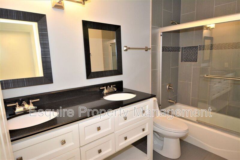 1629 Pierside Ln - Photo 5 of 34