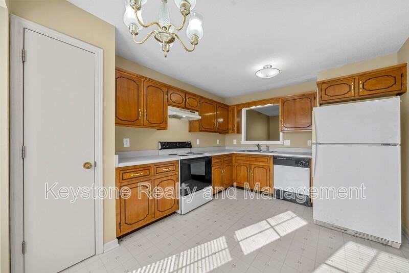3252 Tower Dr - Photo 6 of 16