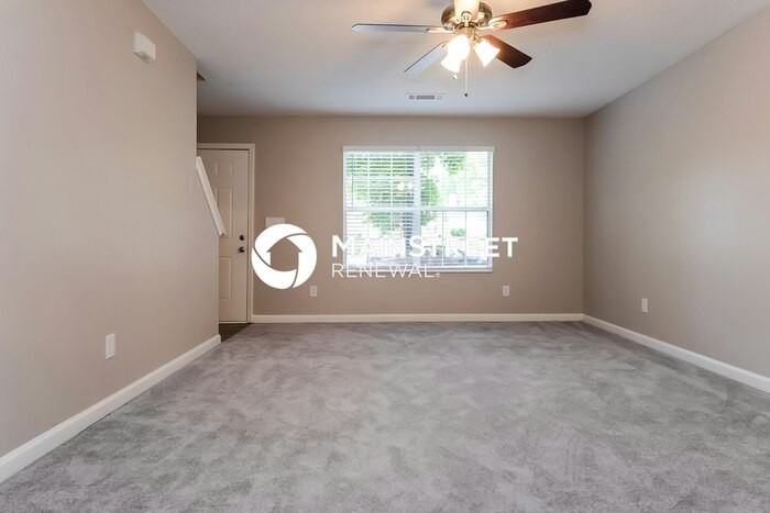 6203 Klondike River Rd - Photo 4 of 17