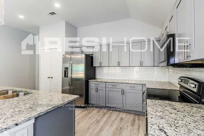 287 Finley St - Photo 2 of 19