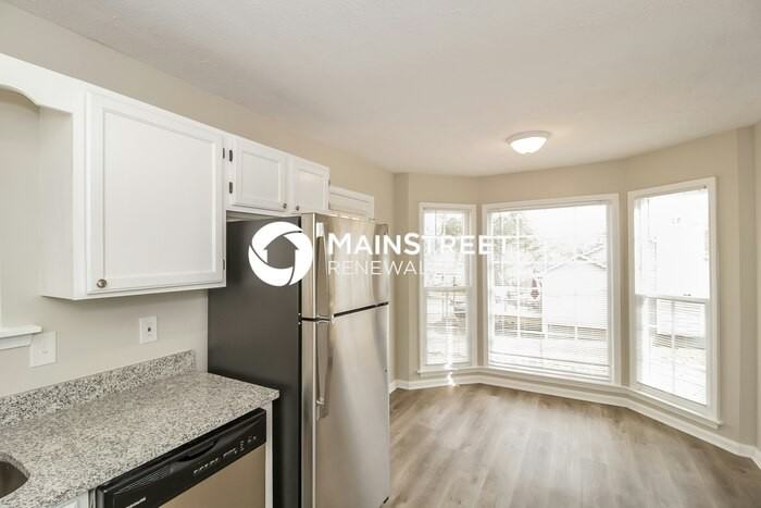 33 Sweetwater Dr - Photo 7 of 17