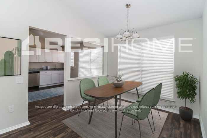 2708 Creekwood Ln - Photo 5 of 19