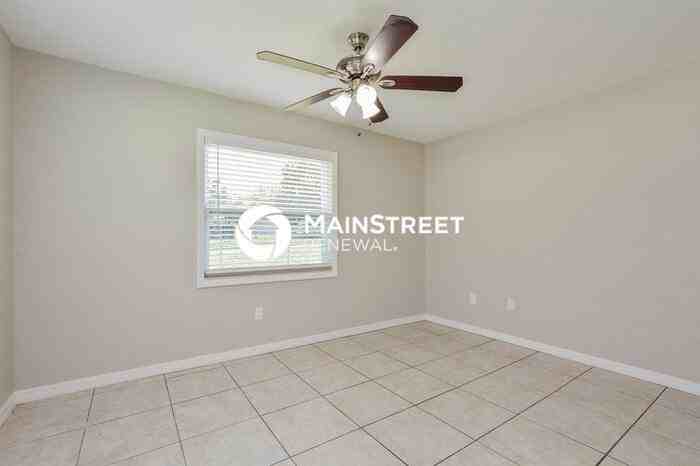 816 Valleydale Ave - Photo 4 of 16