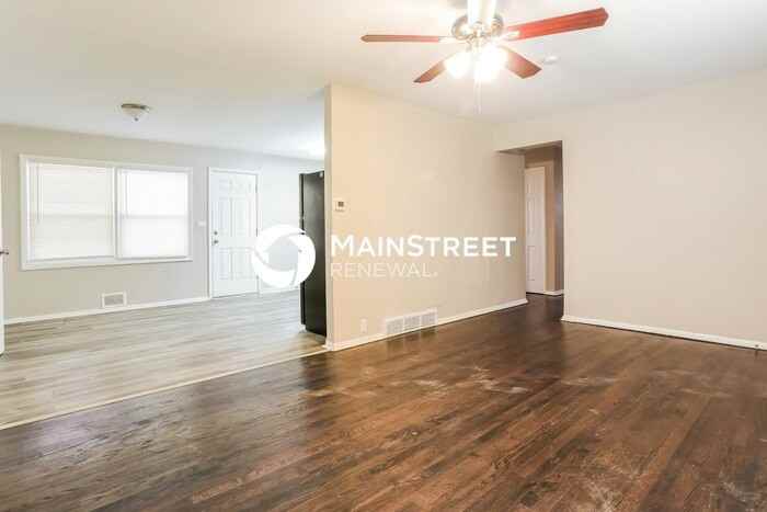 7810 E 113th St - Photo 2 of 16