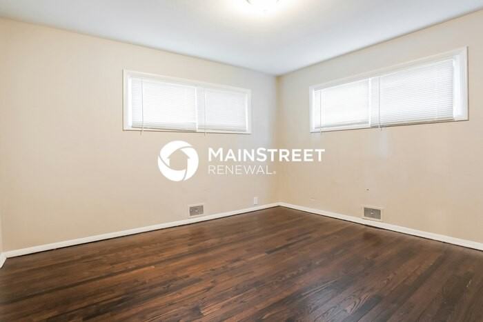 7810 E 113th St - Photo 5 of 16