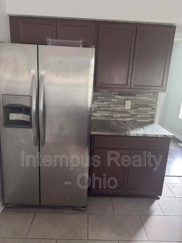 3125 Highland Park Dr - Photo 3 of 18