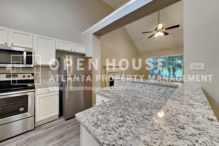 107 Laguna Springs Dr - Photo 7 of 20