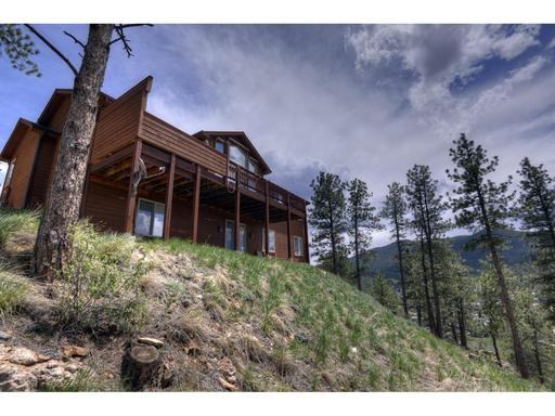 26436 Beautiful Home - Photo 3 of 20