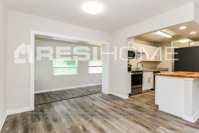 2228 Messina Ave - Photo 5 of 19