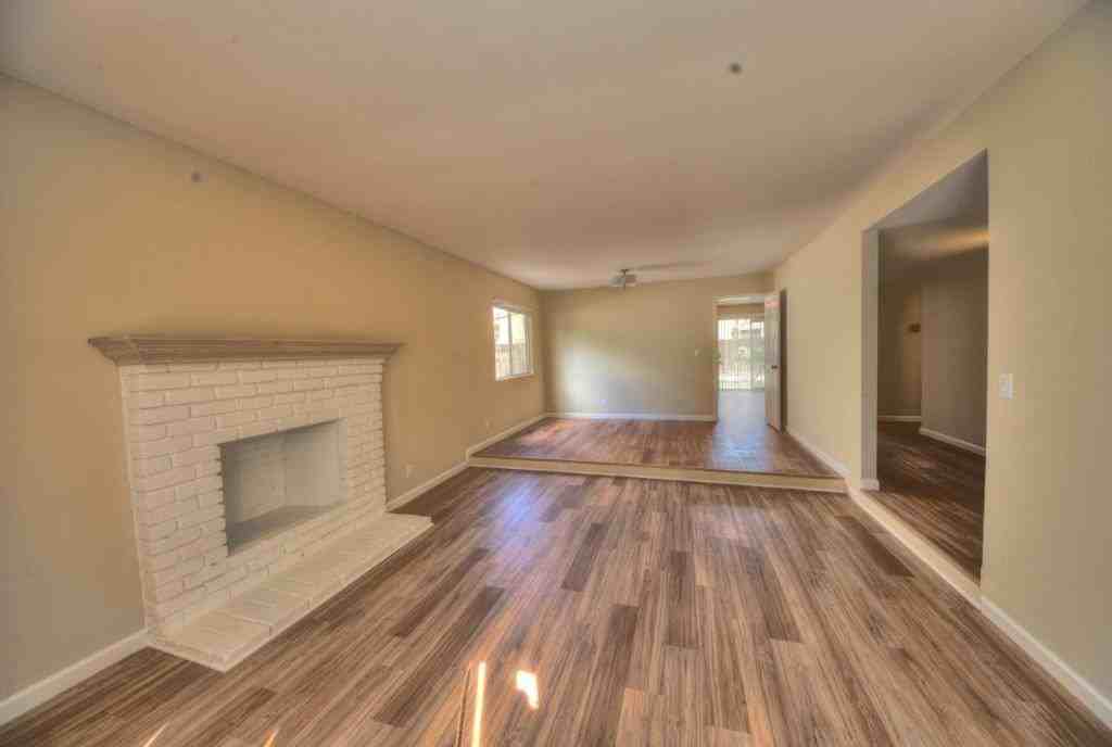 180 Sun Blossom Dr - Photo 3 of 19