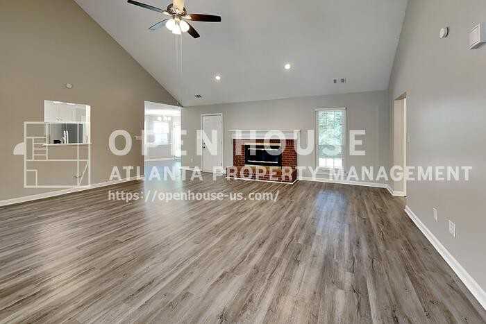2630 Amber Creek Dr - Photo 4 of 21